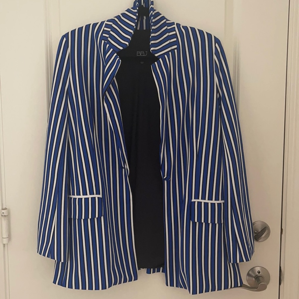 The Taylor Stripe Blazer L